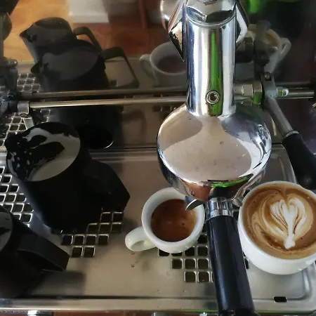 Bedandbreakfastvistalago Couette-café *